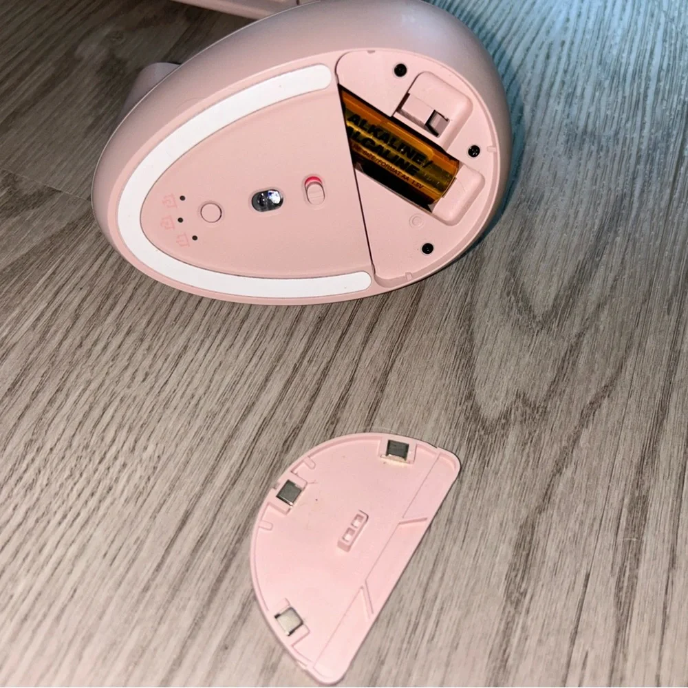 Pink Ergonomic Wireless Mouse